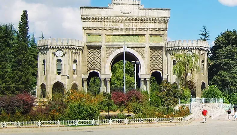 Üniversite Tercihleri Sona Eriyor